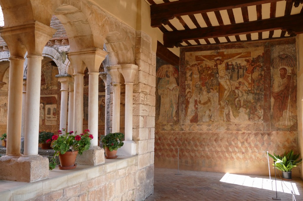 Claustro de la Colegiata